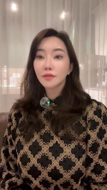 渡韓整形を選ぶ理由！！#渡韓整形 #韓国整形 #あやオンニ 
ーーーーーーーーーーーーーーー
整形のことなら"あやオンニ"🇰🇷
💵総額2,020万円超のリアルガチ勢
✈️渡韓整形フルサポート
(通訳/ケア/同行)
🇰🇷政府公認
無料相談受付中✨
詳細はプロフィールの公式LINEをチェック！