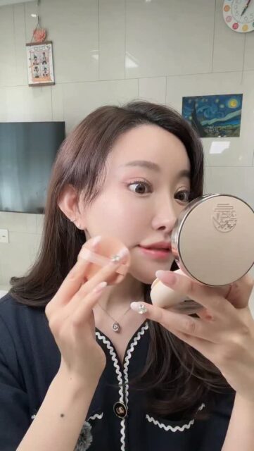 整形したら何もしなくても可愛くいられると思ってる人、夢見すぎ！
#美容整形 #渡韓整形 #あやオンニ
ーーーーーーーーーーーーーーー
整形のことなら"あやオンニ"🇰🇷
💵総額2,020万円超のリアルガチ勢
✈️渡韓整形フルサポート
(通訳/ケア/同行)
🇰🇷政府公認
無料相談受付中✨
詳細はプロフィールの公式LINEをチェック！